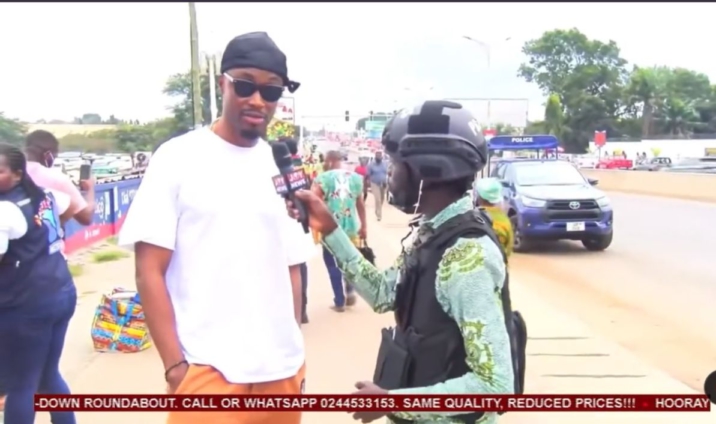 ‘Things have deteriorated’ – E.L spotted at #OccupyJulorbihouse protest Day 2