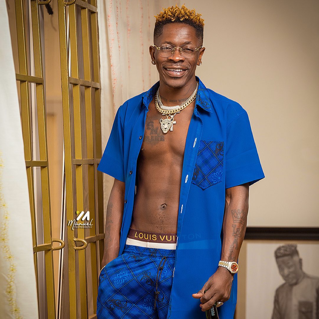 ‘I’ll slap you if you try smiling at me’ – Shatta Wale threatens Stonebwoy over stadium concert dates