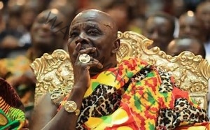 The Okyenhene has urged the government to take immediate action to ensure that corruption is punished without compromise.