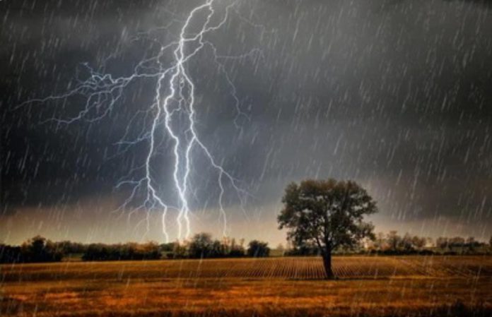 GMet warns of heavy rain, thunderstorms in parts of Ashanti and Eastern Regions GMet warns of heavy rain, thunderstorms in parts of Ashanti and Eastern Regions