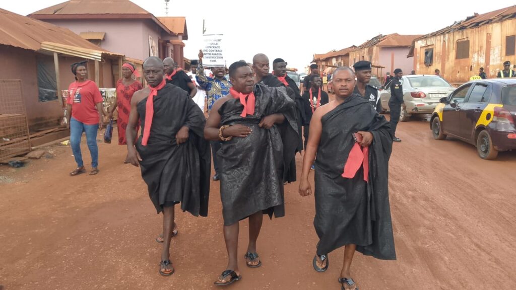 Atwima Techiman, Denkyemuoso Chiefs Lead Protest Over Deplorable Roads Atwima Techiman, Denkyemuoso Chiefs Lead Protest Over Deplorable Roads